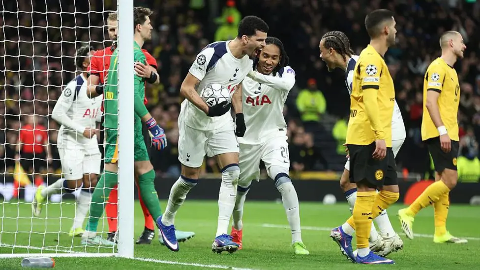 สเปอร์สชนะดอร์ทมุนด์ แต่คำถามต่อโธมัส แฟรงค์ยังไม่จบ