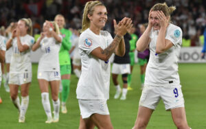 ทีมกุหลาบแดง