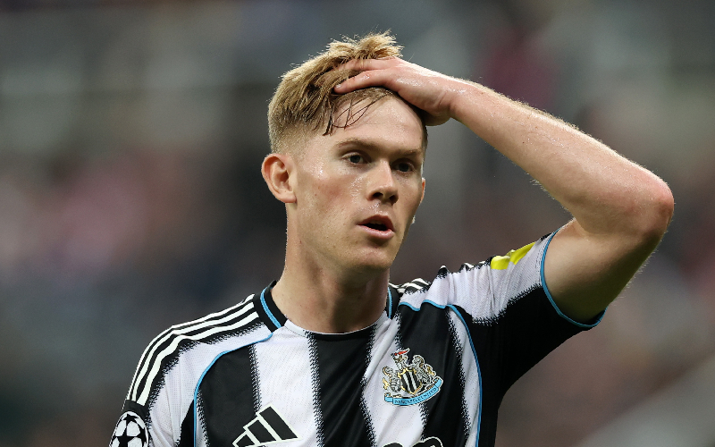 ลูอิส ฮอลล์ ย้ายจากเชลซีมาอยู่กับนิวคาสเซิล ยูไนเต็ด