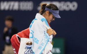 เอ็มมา ราดูคานู พลาดโอกาสคว้าแชมป์